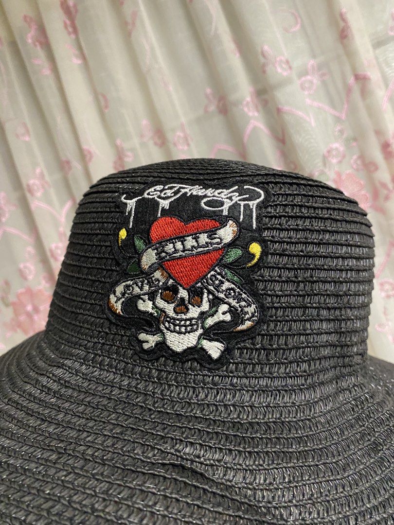 Ed Hardy bucket hat (Category: Caps & Hats) located in Cabuyao City. Submitted by ukaythriftshirt (Listing ID 1468631337, Image 2). Description: Ed Hardy bucket hat one size Excellent Condition No issue - 650.