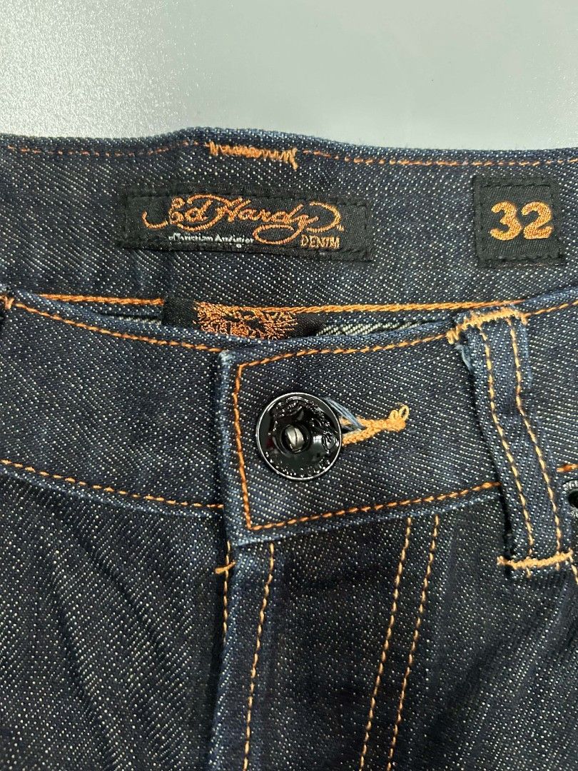 Ed hardy pants (Category: Jeans) located in Santa Rosa. Submitted by _ba_mo_si_ (Listing ID 1468539931, Image 3). Description: Plus sf Waist 32 Length 42 Dm.