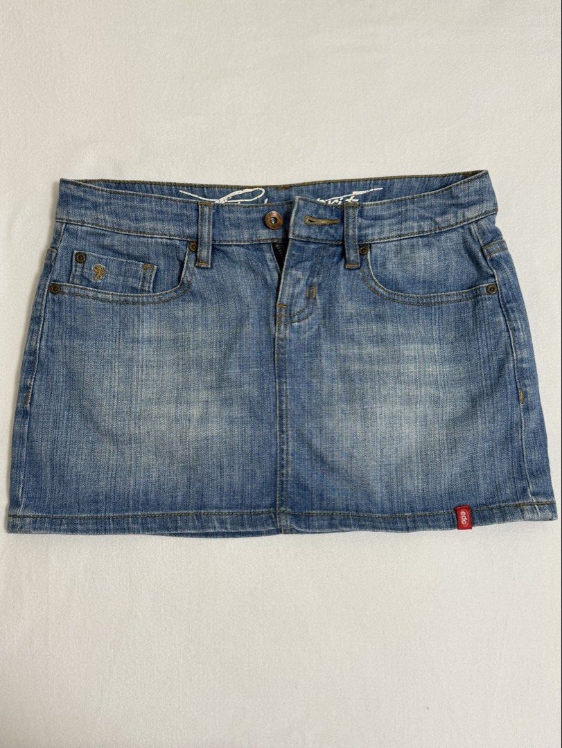 edc by esprit light wash denim mini skirt (Category: Skirts) located in Los Banos. Submitted by cheerioz_ (Listing ID 1468687568, Image 1). Description: fits xs-s for low waist but can fit s-m for mid waist can do meetup & delivery .