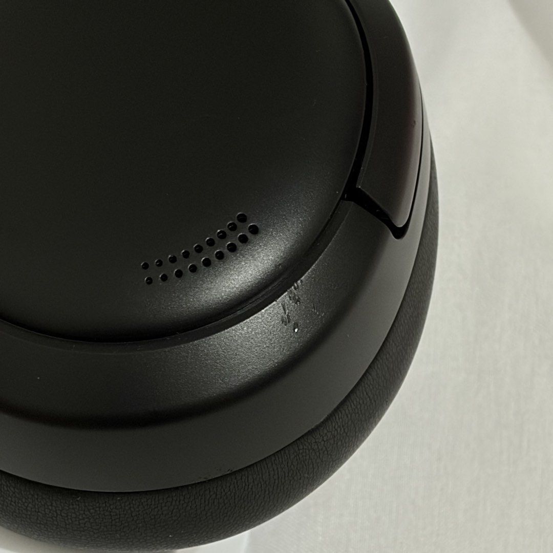 Edifier W800BT Pro Wireless Headphones (Category: Headphones & Headsets) located in Quezon City. Submitted by teragramzednetlig (Listing ID 1468668626, Image 3). Description: Comes with the box and complete inclusions. No issues with the sound. Has cosmetic flaws (see the third photo). I’m selling the item because I’m upgrading to wireless earbuds. MOP: BDO Bank Transfer MOD: Shipping will be handled by the buyer; I prefer SDD. For any questions 