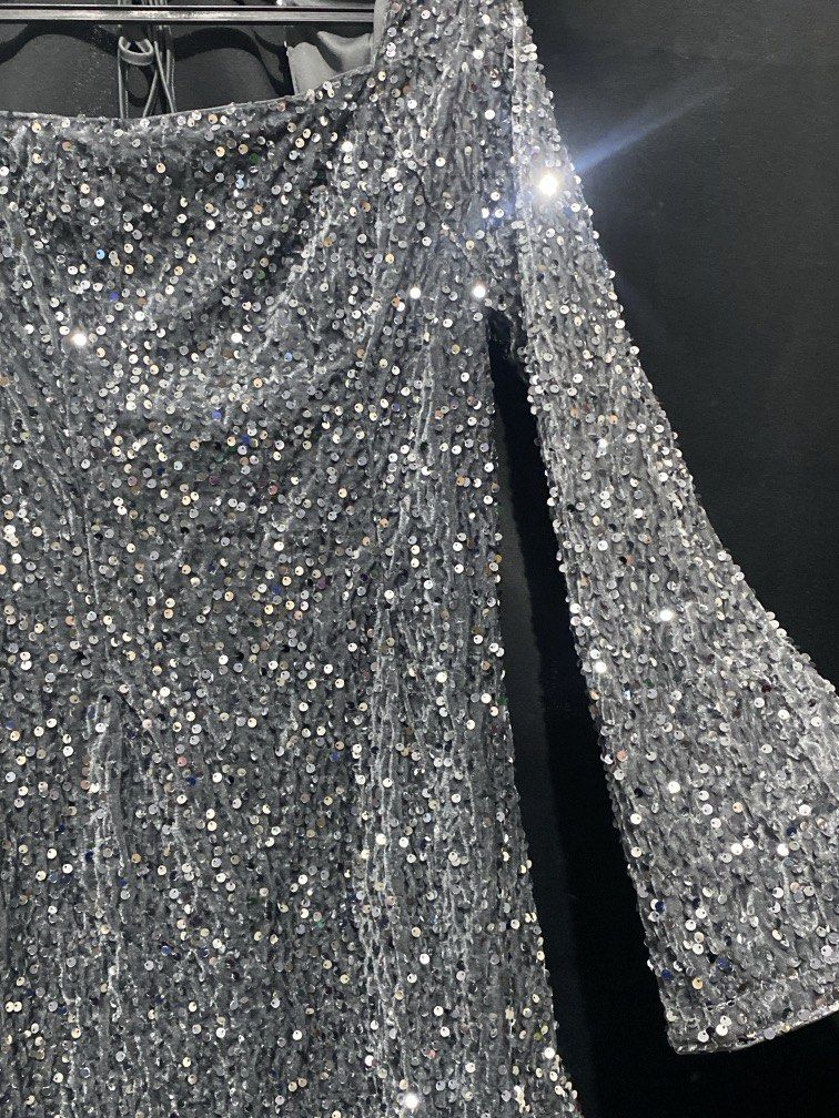 Elegant Dress (Category: Evening dresses & gowns) located in Paranaque City. Submitted by things.jesspreloved (Listing ID 1468586472, Image 2). Description: .