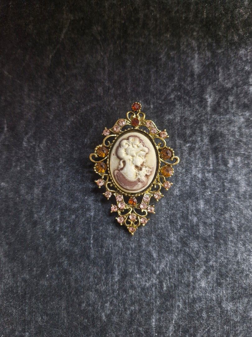 Elise's Brooch 2 (Category: Brooches) located in Taguig. Submitted by mommaschoice (Listing ID 1468583049, Image 1). Description: Brand new Elegantly crafted design Adorned w/rhinestones Lightweight won't damage the fabric Ships nationwide.