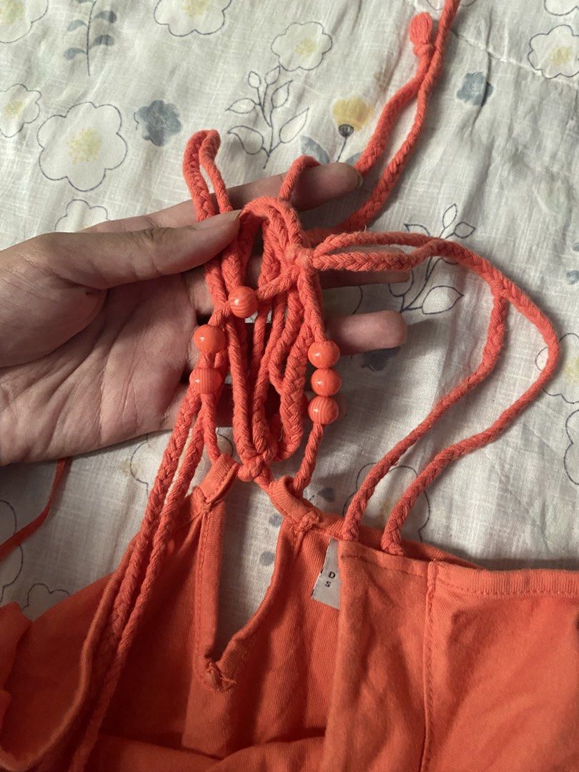 Esprit Y2k Whimsical Summer Beads Top (Category: Sleeveless) located in Mexico. Submitted by timitum (Listing ID 1468534276, Image 2). Description: 💐 bought early 2000s by my tita 💐 perfect for whimsical girlies rfs: not my style xs-s.