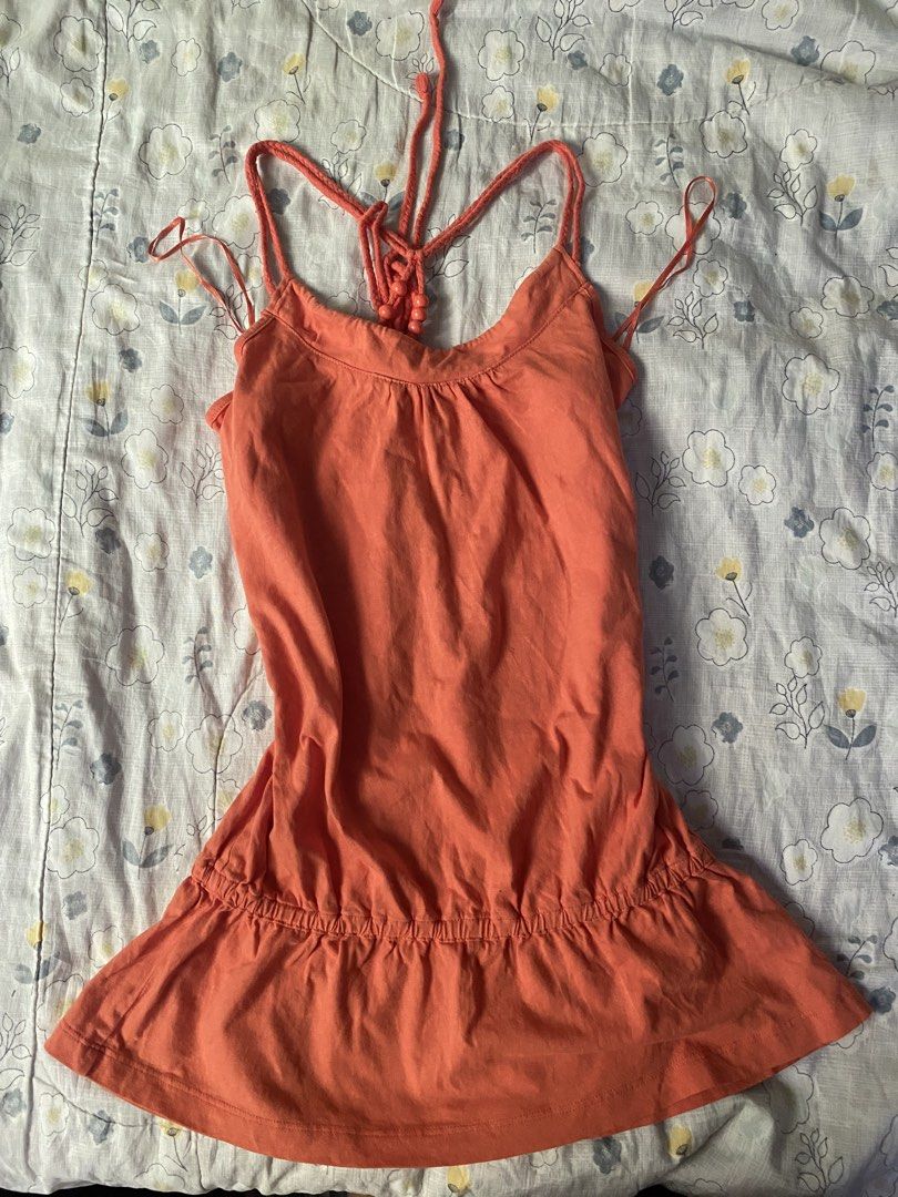 Esprit Y2k Whimsical Summer Beads Top (Category: Sleeveless) located in Mexico. Submitted by timitum (Listing ID 1468534276, Image 1). Description: 💐 bought early 2000s by my tita 💐 perfect for whimsical girlies rfs: not my style xs-s.