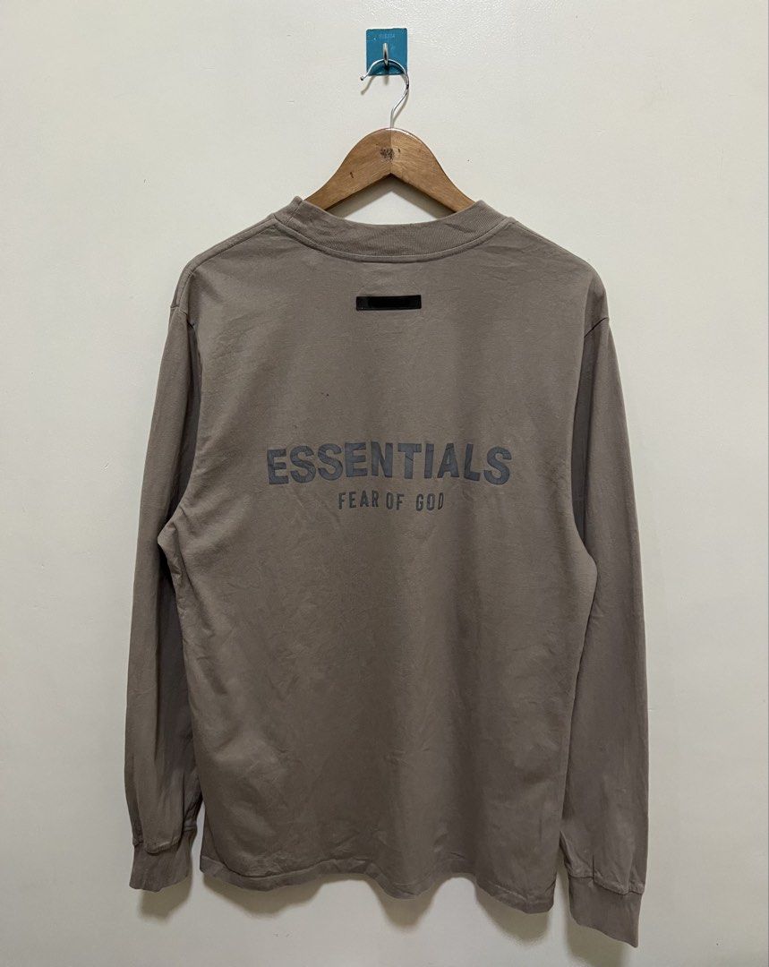 Essentials Brown Longsleeves (Category: Tshirts & Polo Shirts ) located in Manila. Submitted by thriftpoint99 (Listing ID 1468690817, Image 1). Description: 22.5x30 Issue hairline print Good condition.