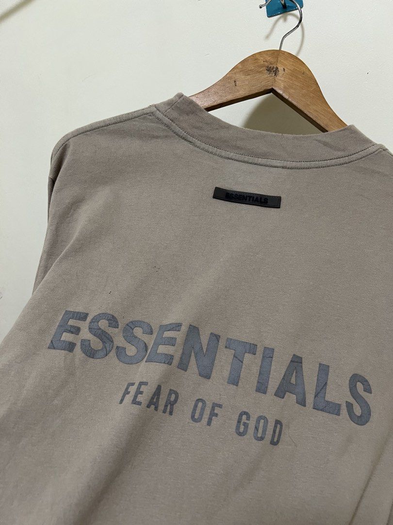 Essentials Brown Longsleeves (Category: Tshirts & Polo Shirts ) located in Manila. Submitted by thriftpoint99 (Listing ID 1468690817, Image 2). Description: 22.5x30 Issue hairline print Good condition.