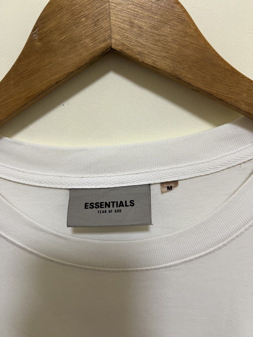 Essentials White Shirt (Category: Tshirts & Polo Shirts ) located in Manila. Submitted by thriftpoint99 (Listing ID 1468690706, Image 2). Description: 24.5x29 No issue Excellent condition.