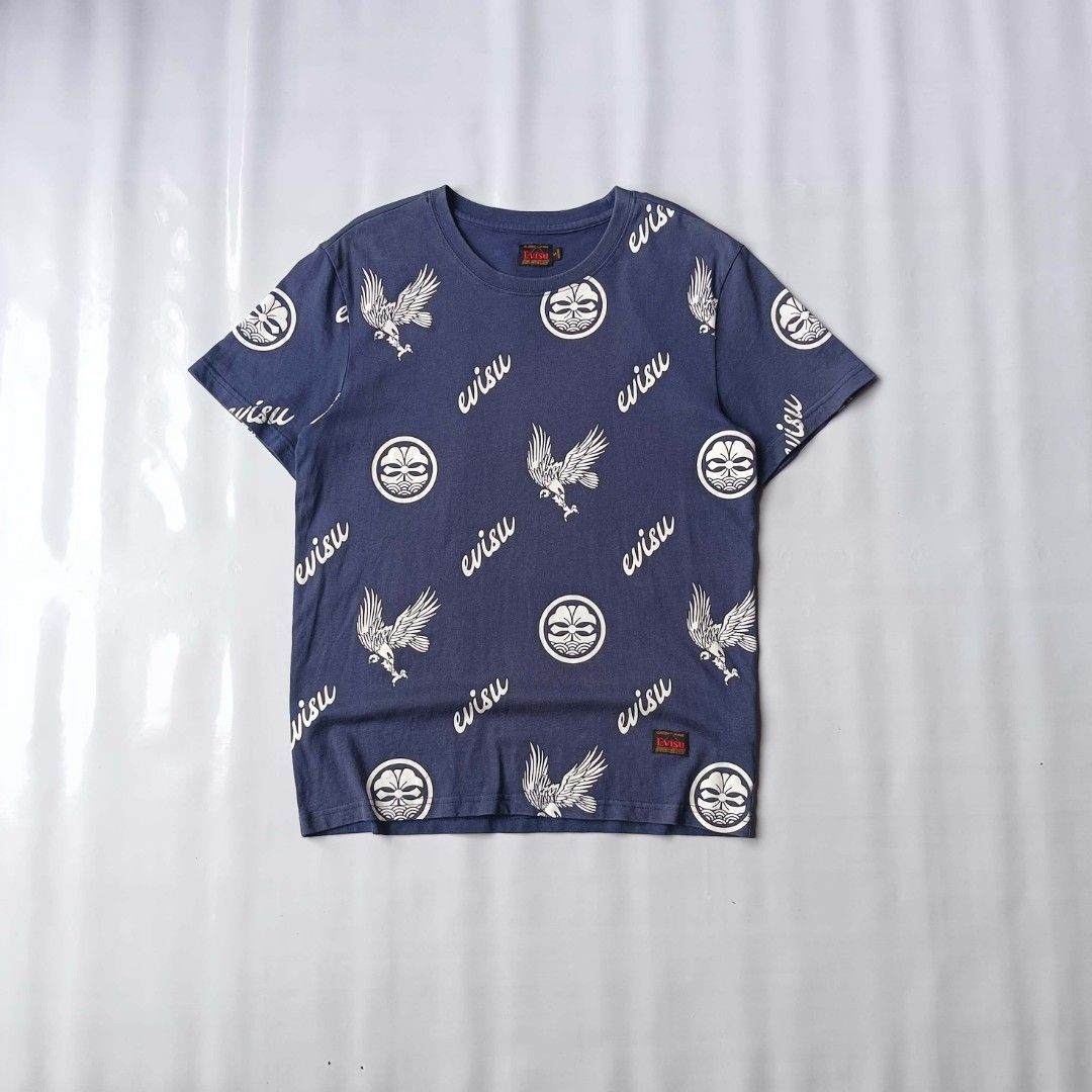 Evisu AOP Daicock (Category: Tshirts & Polo Shirts ) located in San Luis. Submitted by 3fted.au (Listing ID 1468639191, Image 1). Description: Evisu AOP Daicock Good Condition 9/10 Color Rate minimal sunfade sa hem(di masyado halata) best fit M Length: 26 Width: 19.5 🏷️350.