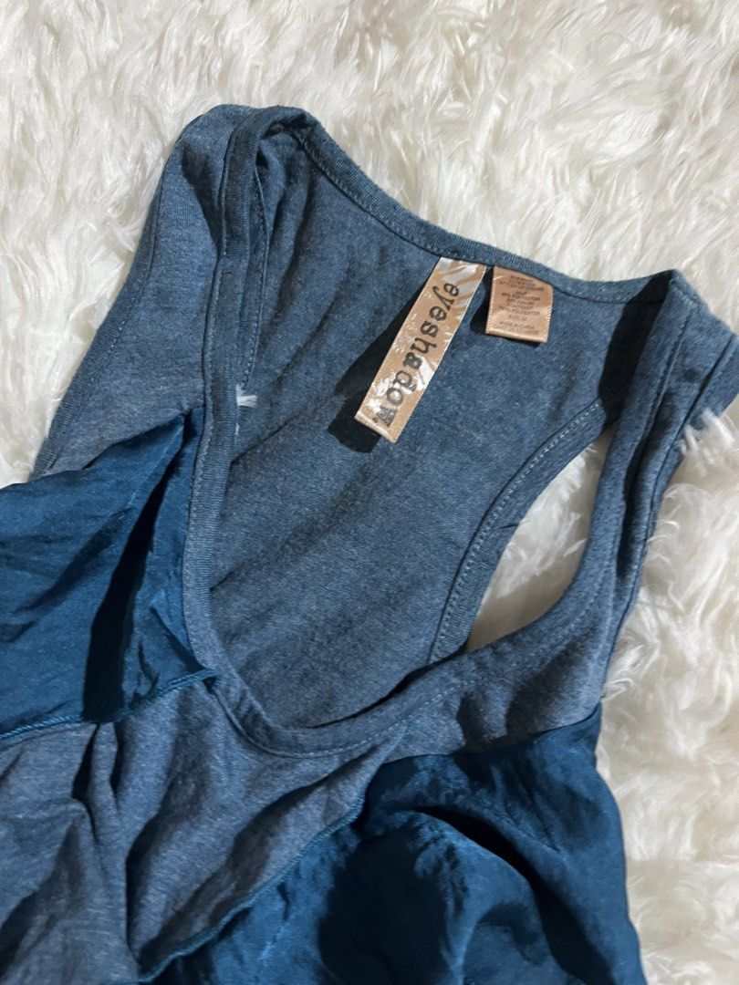 Eyeshadow tiered ruffle tank top (Category: Sleeveless) located in Puerto Princesa. Submitted by kaydeclutter16 (Listing ID 1468587950, Image 2). Description: A tank top that has a overlapping layer of fabrics on the front that creates a dimensional appearance typical of bohemian (boho) fashion✨.