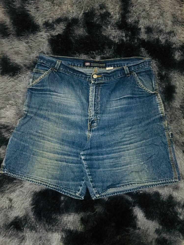 Faded Glory Denim Cargo Short Size 36 (Category: Shorts) located in Manila. Submitted by gentlecloud_713dbd (Listing ID 1468504315, Image 2). Description: - Brand/Model: Faded Glory denim cargo shorts - Color/Wash: Classic blue with a vintage faded finish - Fit: Relaxed fit with belt loops and button fly closure - Pockets: Functional utility pockets on sides and back - Material: Sturdy, durable cotton fabric - Style: Great staple piece for casual