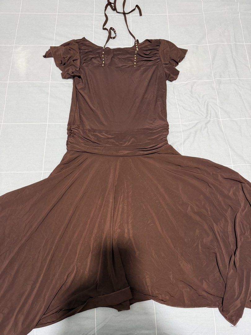 Fairy Core Brown Dress (Category: Dresses) located in Pasay City. Submitted by kamilush (Listing ID 1468598694, Image 1). Description: S-M.