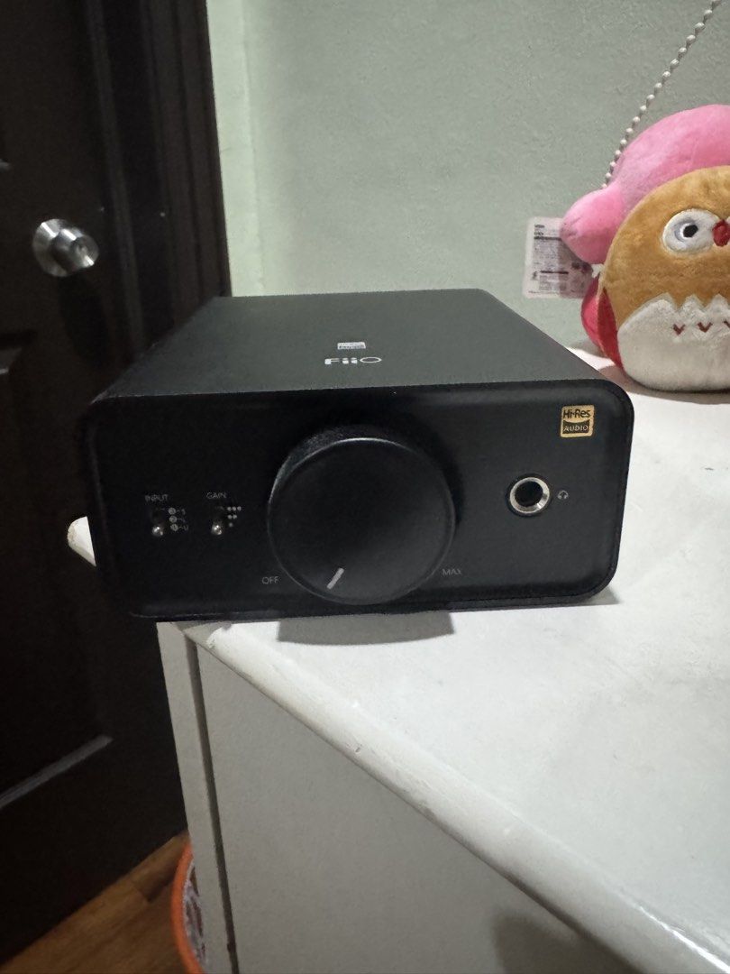 FiiO K5 Pro (Category: Soundbars, Speakers & Amplifiers) located in San Juan City. Submitted by marco____ (Listing ID 1468709239, Image 2). Description: FiiO K5 Pro ESS High-Resolution Desktop DAC & Headphone Amplifier No stains, No scratches For ₱7,500, negotiable Original Box Power Supply USB / Optical / Coaxial Inputs RCA Line Out 6.35mm Headphone Output High-Resolution Audio Support ⸻ Studio-Quality Listening at Your Desk The FiiO K5 Pro ESS 