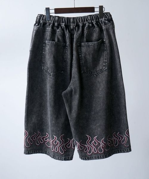 Flame Custom Denim Jorts (Category: Shorts) located in Quezon City. Submitted by jiya.tokio (Listing ID 1468563686, Image 3). Description: Sale Pre-order from Starting Over Japan 🇯🇵 Flame Custom Denim Jorts ₱ 990 ‼ (Original Price: ₱3,330) 50% DP Nov ETA 📍Quezon City.