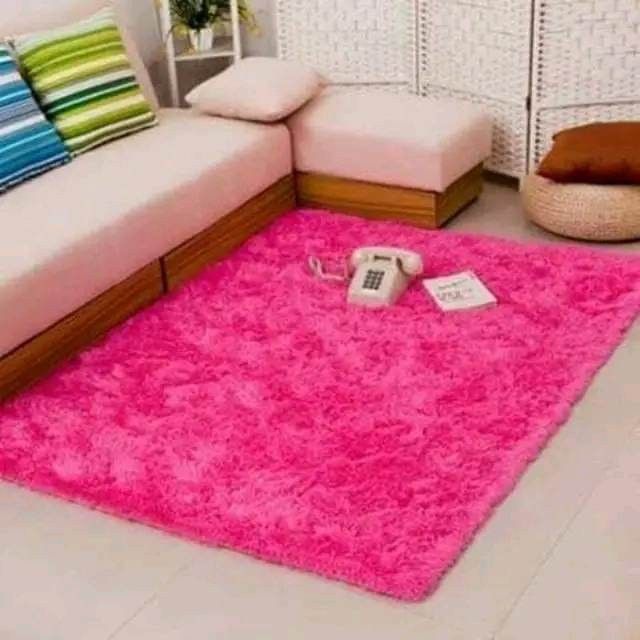 Fluffy soft carpet (Category: Carpets, Mats & Flooring) located in Manila. Submitted by chris.carpet.shop (Listing ID 1468501657, Image 1). Description: Size 80x120cm 450 Size 80x160cm 600 Size 150x180cm 1050 Size 160x230cm 1500.