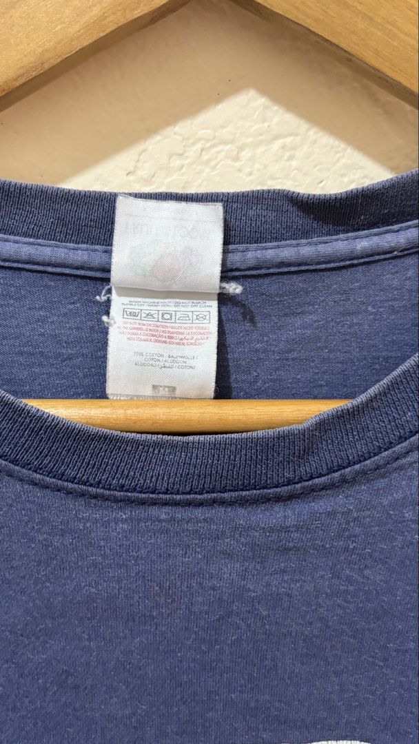 Fly Navy Blue Graphic Tee (Category: Tshirts & Polo Shirts ) located in Santa Cruz. Submitted by zellethrifts (Listing ID 1468571879, Image 2). Description: • Used / Good Condition • Fits small to medium 🚚 Shipping via J&T only 📦 Shipping fee to be shouldered by buyer 💳 Mode of payment: GCash 📍 Santa Cruz, Laguna.