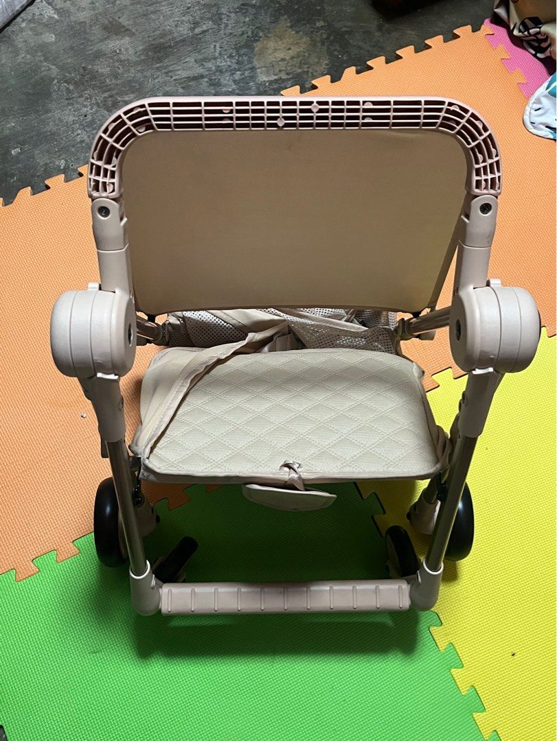 Foldable Stroller (Category: Strollers) located in Munoz. Submitted by jaicc (Listing ID 1468638435, Image 2). Description: .