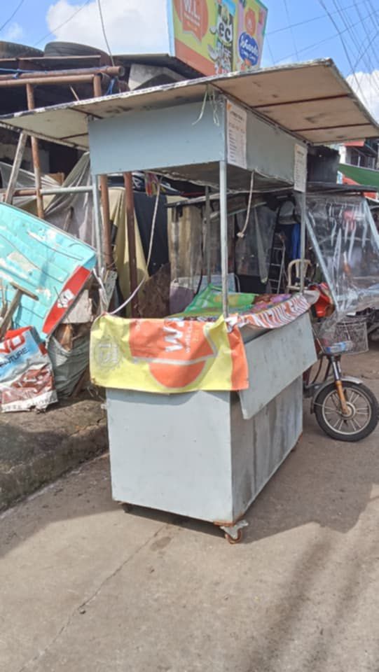 Food Cart (Category: Other Home Furniture) located in Manila. Submitted by qualityjapanitem (Listing ID 1468702200, Image 2). Description: For Sale Food Cart Usable As Is Signs of Used Full Metal Price Negotiable.