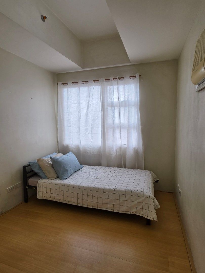 For Sale - Studio beside LaSalle Taft (Category: Apartments & Condos) located in Taguig. Submitted by janette_c (Listing ID 1461233705, Image 2). Description: 22.64 sqm Corner Studio Unit 17F One Archers Place, East Tower Taft Avenue, Manila Semi-furnished. as is, where is Rental can be considered Negotiable.