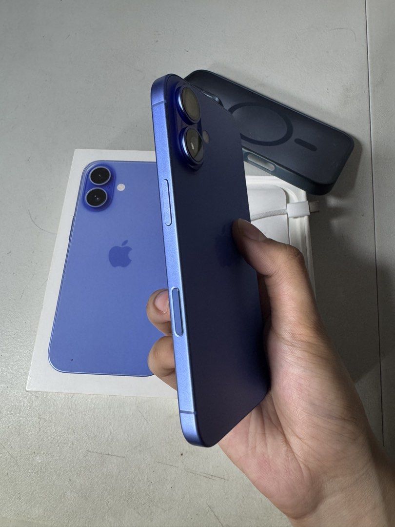 For Sale iPhone 16 (Category: iPhone 16 Series) located in Cavite. Submitted by l.brendon (Listing ID 1468597782, Image 3). Description: Selling Dad’s iPhone 16 128GB / Ultramarine 98% Battery Health / 198 Cycle Count No dents or any paint chips on body Never been repaired or opened Purchased in Power Mac Center (December 11, 2024) Inclusions: Original Box Original Cable 1 Case Rfs: Will upgrade his Android Message me for more pictures and questi