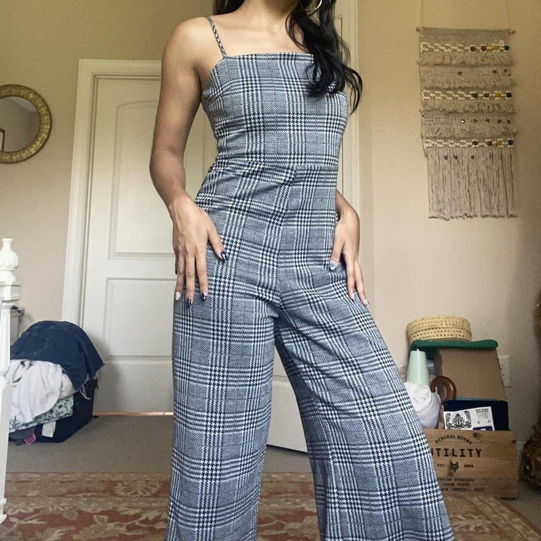Forever21 Plaid Gray Fitted Jumpsuit (Category: Jumpsuits) located in Binan City. Submitted by myprelovedhaul (Listing ID 1468592442, Image 2). Description: Fits xs to small, ankle length - no when worn photos! - last price posted! - please message only if sure buyer! - limited replies only. - Available unless mark as sold. - Ship via j&t or lalamove for same day. -Mode of payment: Gcash 📍Biñan Laguna .
