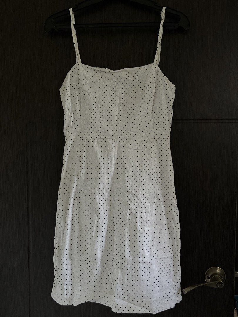 Forever 21 Polka Dot Midi Dress (Category: Dresses) located in Manila. Submitted by irish_closet (Listing ID 1468540457, Image 1). Description: - Size runs small, L on tag but had it altered a bit to fit me. - xs to s.