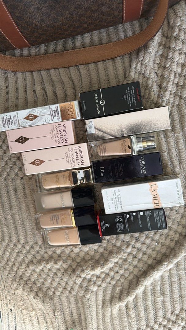 Foundations Available (Category: Makeup) located in Bulacan. Submitted by karisma_noverra (Listing ID 1468507551, Image 1). Description: .
