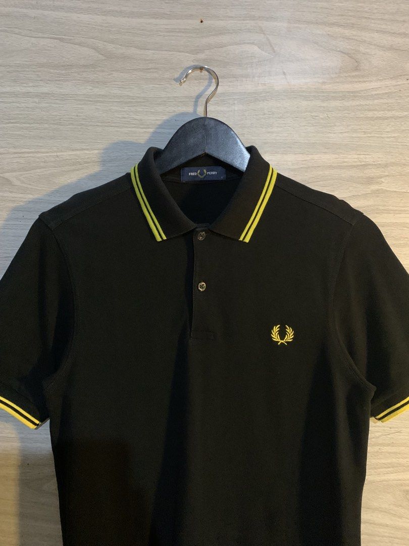 Fred Perry (Category: Tshirts & Polo Shirts ) located in Butuan. Submitted by thrif_findspeace (Listing ID 1468655487, Image 3). Description: Condition : Excellent Colorate : 9.5 Width - 19.5 Length - 27 Issue : None.