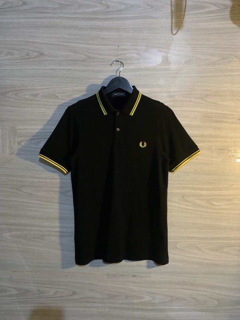 Fred Perry (Category: Tshirts & Polo Shirts ) located in Butuan. Submitted by thrif_findspeace (Listing ID 1468655487, Image 1). Description: Condition : Excellent Colorate : 9.5 Width - 19.5 Length - 27 Issue : None.
