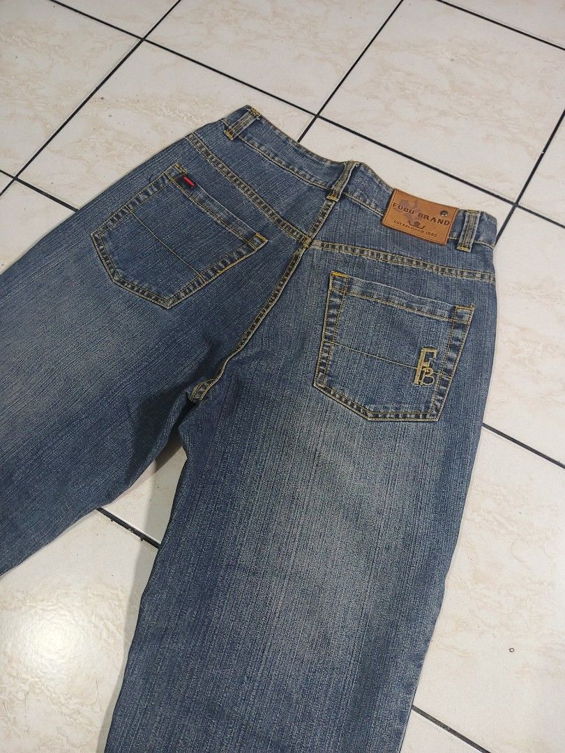 FUBU PANTS (Category: Jeans) located in Taguig. Submitted by wst.fnds (Listing ID 1468688600, Image 2). Description: FUBU THE COLLECTION GOOD CONDITION BAGGY / LOOSE EMBROIDERY NO ISSUE FAVV PCS W:32 / L:45.5 / T:14.5 / LO:9 💸: 1099 Keywords: Southpole, Fubu, Karl kani, Rocawear, Evisu, Rmc, Ed Hardy, Sean John, Ecko Unltd, Coogi, Girbaud, Avirex, Ralph Lauren.