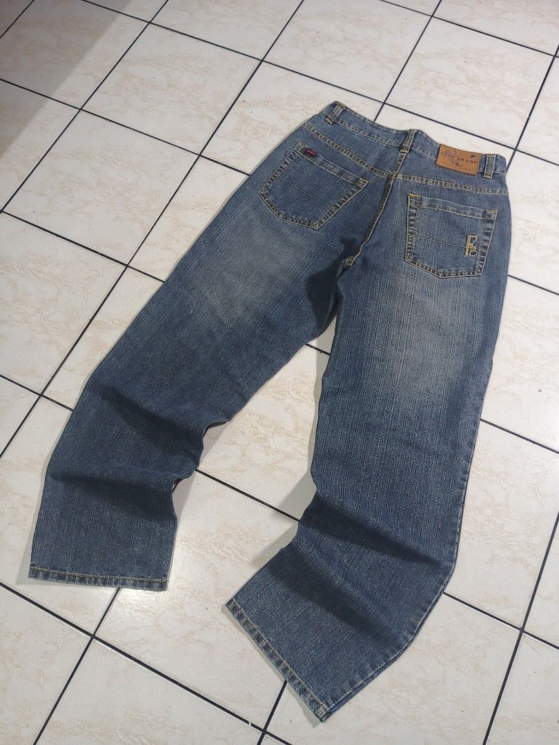 FUBU PANTS (Category: Jeans) located in Taguig. Submitted by wst.fnds (Listing ID 1468688600, Image 1). Description: FUBU THE COLLECTION GOOD CONDITION BAGGY / LOOSE EMBROIDERY NO ISSUE FAVV PCS W:32 / L:45.5 / T:14.5 / LO:9 💸: 1099 Keywords: Southpole, Fubu, Karl kani, Rocawear, Evisu, Rmc, Ed Hardy, Sean John, Ecko Unltd, Coogi, Girbaud, Avirex, Ralph Lauren.