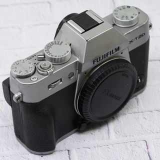 (Category: ) located in . Submitted by lovepreloved123 (Listing ID 1468547746, Image 1). Description: .