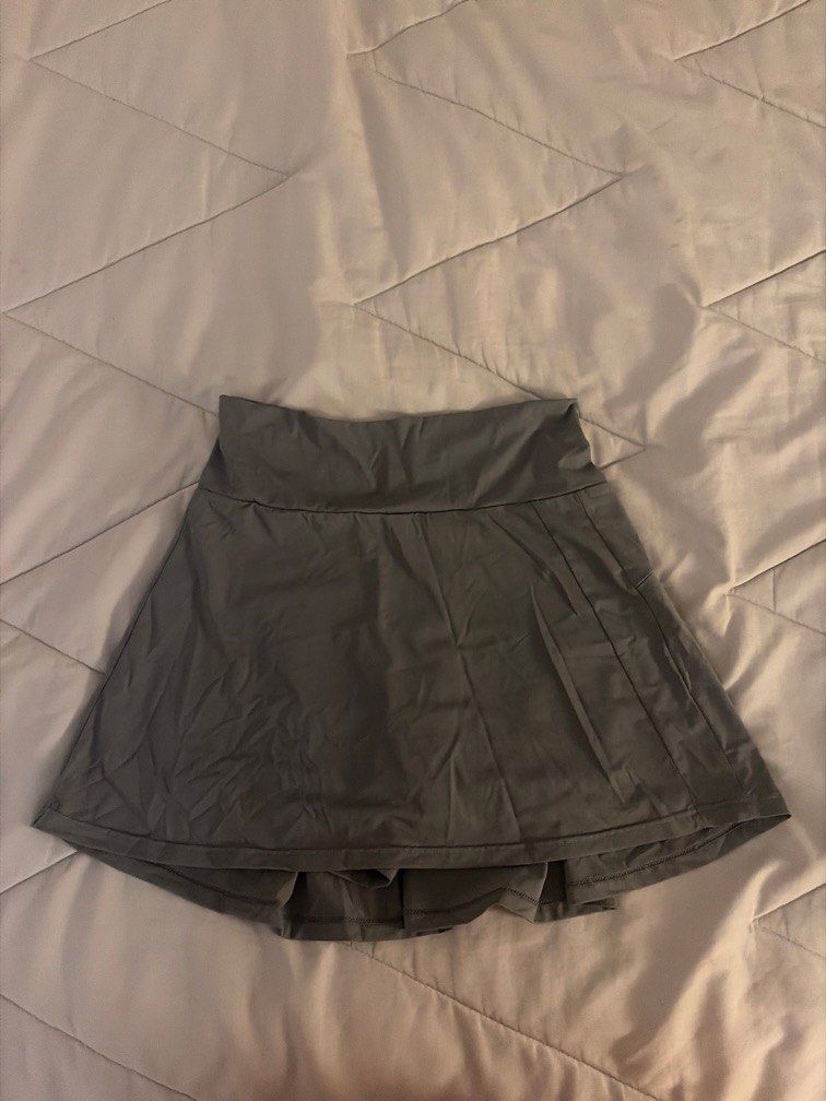 Fuyogi Skirt (Category: Skirts) located in Manila. Submitted by helpherdeclutter (Listing ID 1468526985, Image 1). Description: used 2x, bought from orange app.