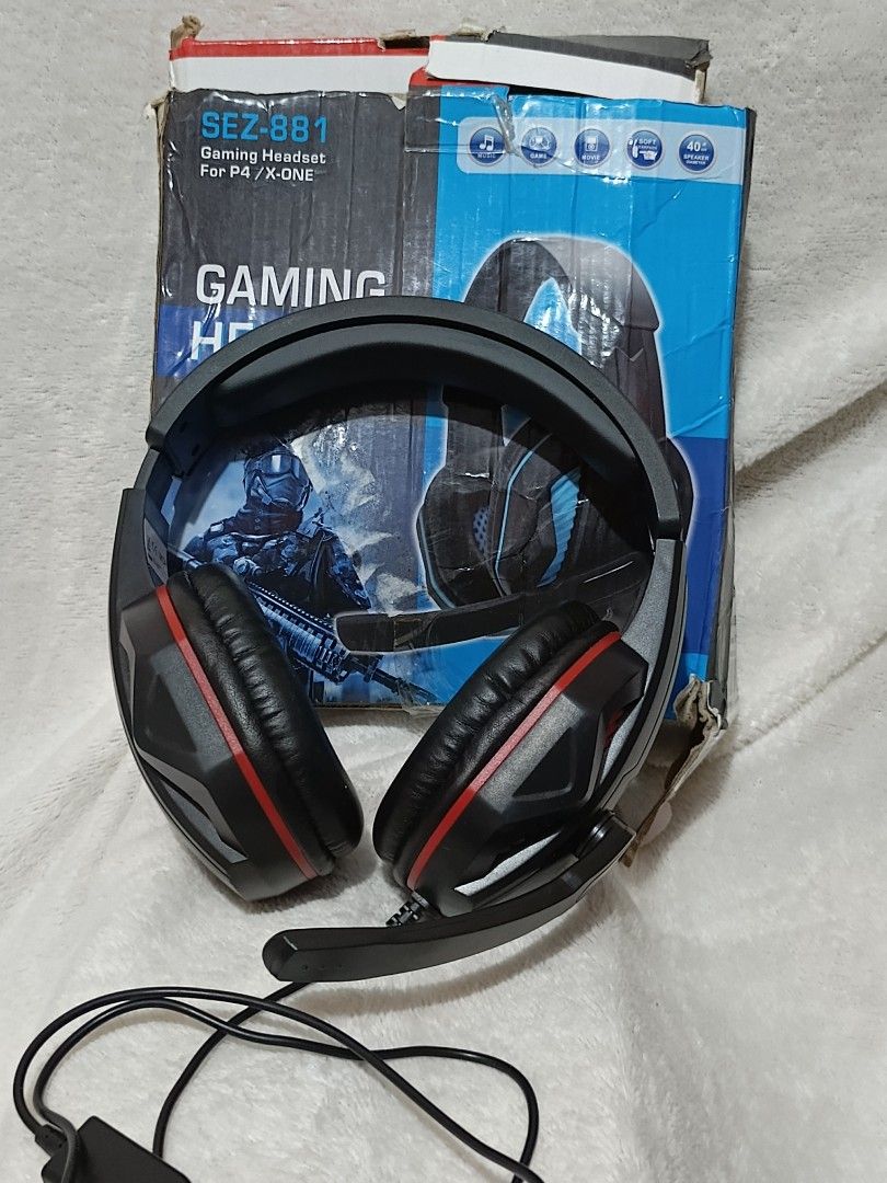 Gaming headset (Category: Headphones & Headsets) located in Baguio. Submitted by hayatihabi23287 (Listing ID 1468693198, Image 1). Description: gaming headset new ,other details check sa pictures tawad,lang po sa,may gusto 📍Baguio location can ship tru jnt.