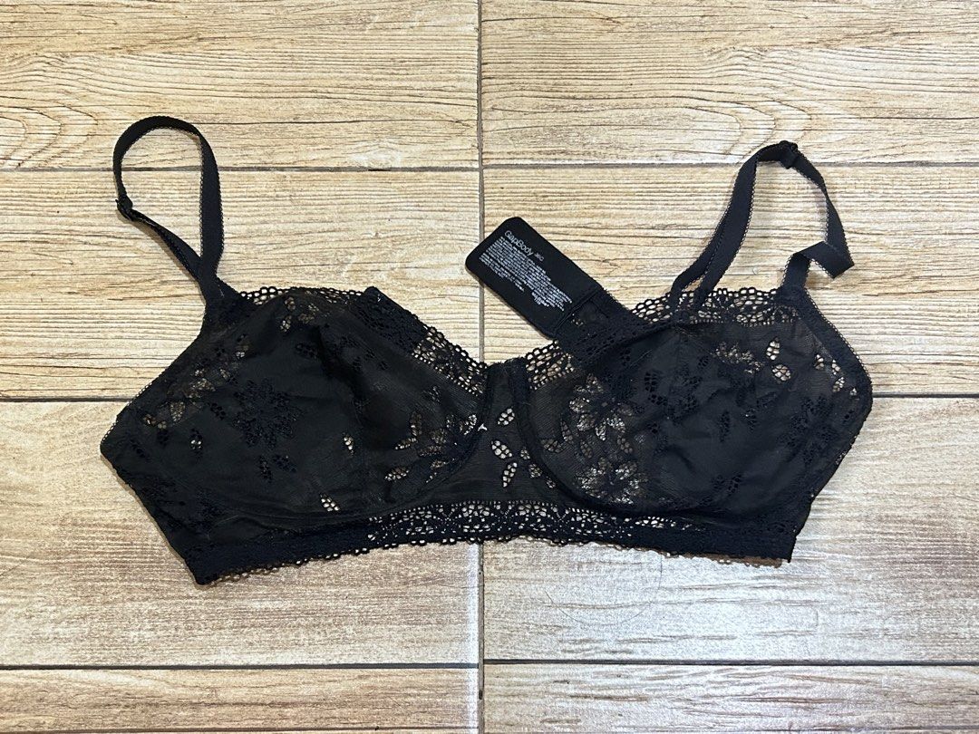 GapBody Daisy Lace Bra Black Size 36C (Category: Undergarments & Loungewear) located in Rizal. Submitted by lune.reissells (Listing ID 1468566381, Image 1). Description: - Brand/Model: GapBody Black Daisy Lace Bra - Size: 36C .