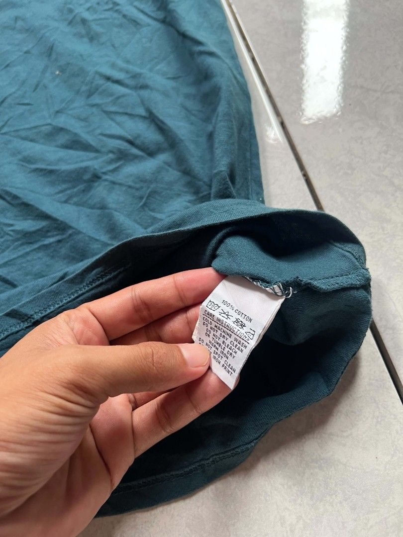 T-shirt BILLABONG (Category: Activewear) located in Zamboanga. Submitted by onlywan_thrift.924 (Listing ID 1468640497, Image 3). Description: .
