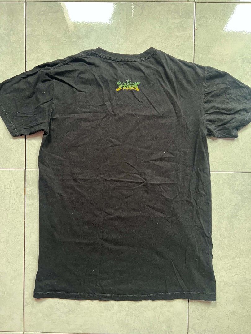 T- shirts THE REALM (Category: Activewear) located in Zamboanga. Submitted by onlywan_thrift.924 (Listing ID 1468642862, Image 2). Description: .