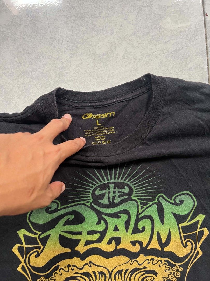 T- shirts THE REALM (Category: Activewear) located in Zamboanga. Submitted by onlywan_thrift.924 (Listing ID 1468642862, Image 3). Description: .
