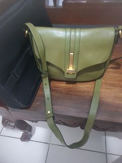 (Category: ) located in . Submitted by thriftollshoppe (Listing ID 1468635512, Image 1). Description: .