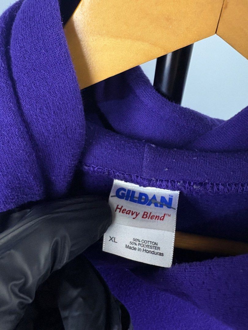 Gildan heavy cotton (Category: Coats, Jackets and Outerwear) located in Manila. Submitted by _remyboyz (Listing ID 1468544138, Image 3). Description: Gildan Size XL on tag 24x29 dimes Issue:washable dirt.