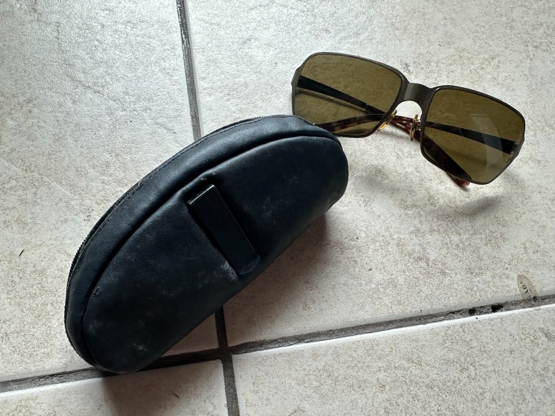 GIORGIO ARMANI Main Line Sunglases (Category: Sunglasses & Eyewear) located in Mandaluyong City. Submitted by yohjivangarcons (Listing ID 1468550606, Image 2). Description: Not Armani Exchange..