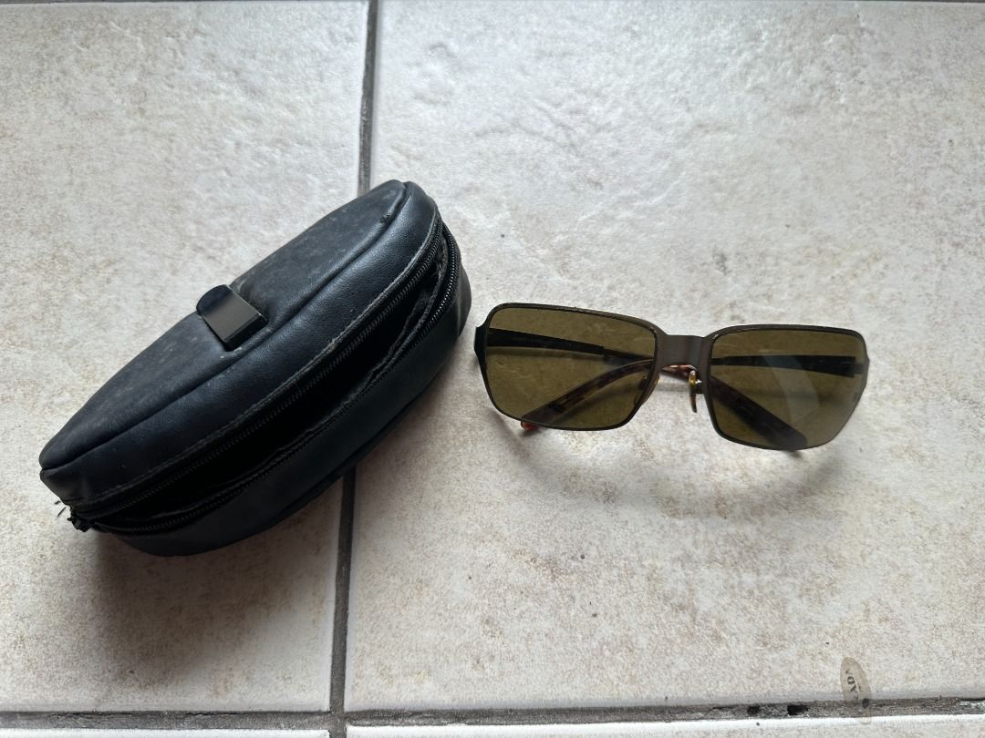 GIORGIO ARMANI Main Line Sunglases (Category: Sunglasses & Eyewear) located in Mandaluyong City. Submitted by yohjivangarcons (Listing ID 1468550606, Image 1). Description: Not Armani Exchange..