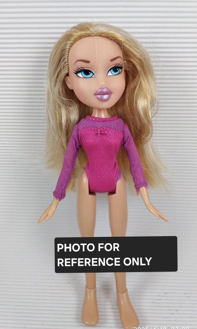 Golden Gymnastics Cloe Bratz (flawed) (Category: Kids Toys) located in Manila. Submitted by elaii_dolls (Listing ID 1468313141, Image 3). Description: — no clothes WYSIWYG has body issues and head can be fixed with e6000.