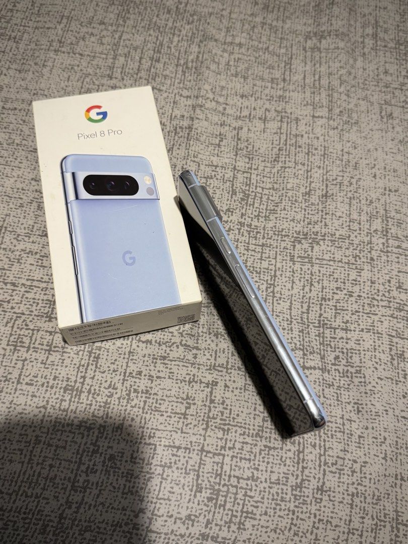 Google Pixel 8 Pro XL - 128GB Bay (Category: Google Pixel) located in Cavite. Submitted by zolarbs (Listing ID 1468653018, Image 2). Description: Google Pixel 8 Pro - 128GB Bay US Variant Almost new condition Comes with Original Box Lightly used, but very presentable. 472 Cycle Count With Cases Open for swap to iPhone 13 Pro Max or iPhone 14 Pro.