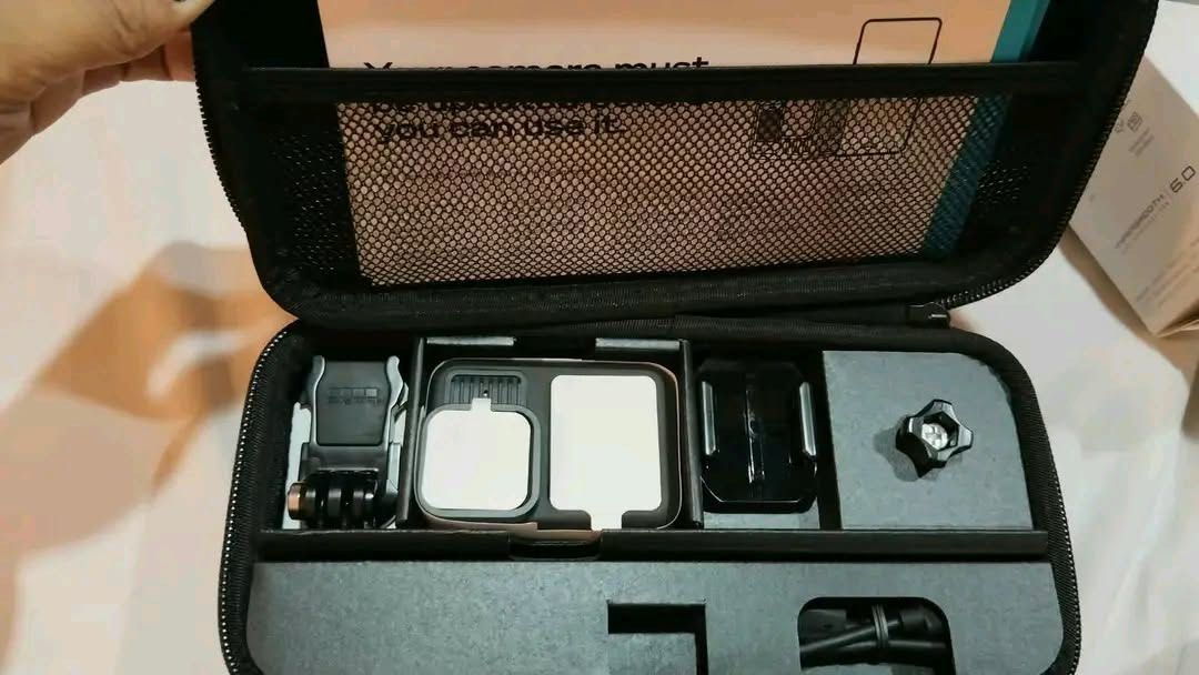 GoPro Hero 13 Black Action Camera Bundle (Category: Video Cameras) located in Manila. Submitted by gilmorecapz (Listing ID 1468601309, Image 2). Description: GoPro HERO13 Black 🔥 ✨ Brand New — Opened but NEVER USED! Perfect for travel, vlogging, sports, adventures, and everyday content creation. 📌 Specifications: • 5.3K60 Ultra HD Video • 27MP Photos • HyperSmooth 6.0 Video Stabilization • Waterproof up to 10m (33ft) • HDR Video + Photo • 156° 