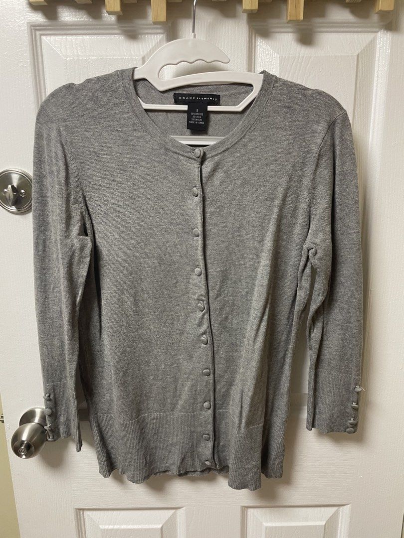 Grace Elements Cardigan (Category: Others Tops) located in Manila. Submitted by abbie0309296694 (Listing ID 1468620707, Image 2). Description: .