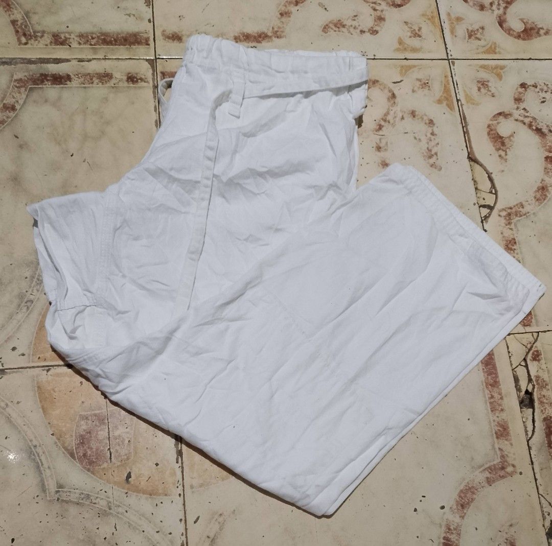 Gracie jiujitsu pants (Category: Activewear) located in Baguio. Submitted by ukay.kayuhjan (Listing ID 1468627102, Image 3). Description: gracie jiujitsu pants 32-36waist 37length excellent 480.