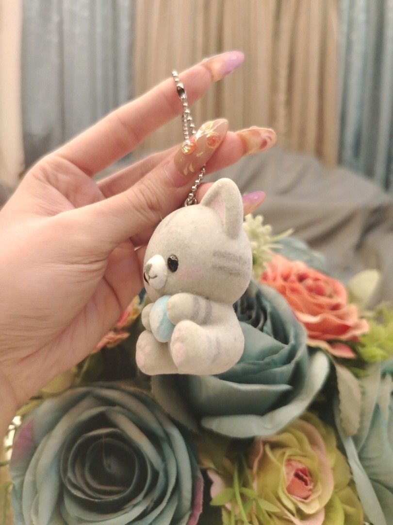 Gray Cat Keychain Charm (Category: Other Merchandise) located in San Fernando. Submitted by jpmarketplace2023 (Listing ID 1468682554, Image 2). Description: 💚 All items are authentic from Japan. 💛 MOP: GCash (❌️ GCash Protect) 🩵 MOD: LBC only (❌️ S. Checkout, COD, COP) 💙 Meet-up: Vista Mall, San Fernando, Pampanga 💜 All items are on-hand. 🧡 First to pay gets the item first. ❤️ Breakable items are packed with care and caution. Seller will no