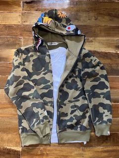 (Category: ) located in . Submitted by cjzgarments_ (Listing ID 1468527351, Image 1). Description: .