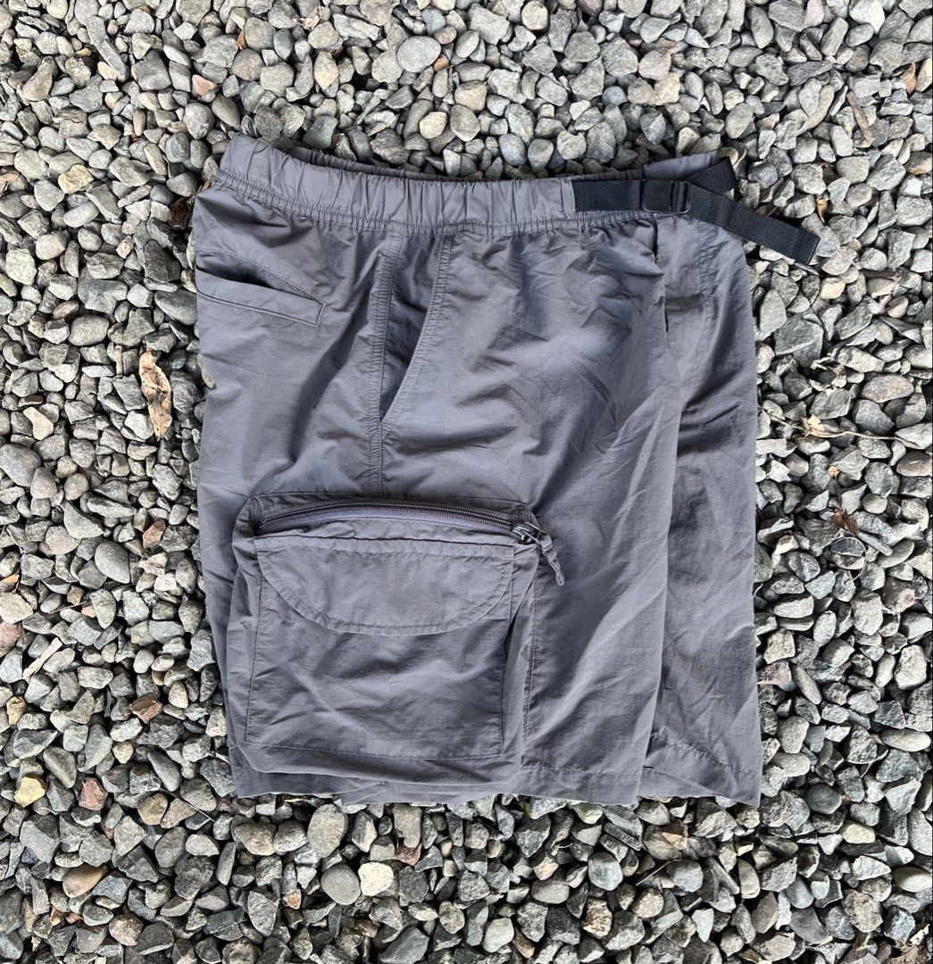 GU (Category: Shorts) located in Iloilo. Submitted by wckdbboy.5001 (Listing ID 1468710429, Image 3). Description: GU gear nylon baggy shorts like new condition medium waistline : 30-34 length : 18 leg opening : 12 .