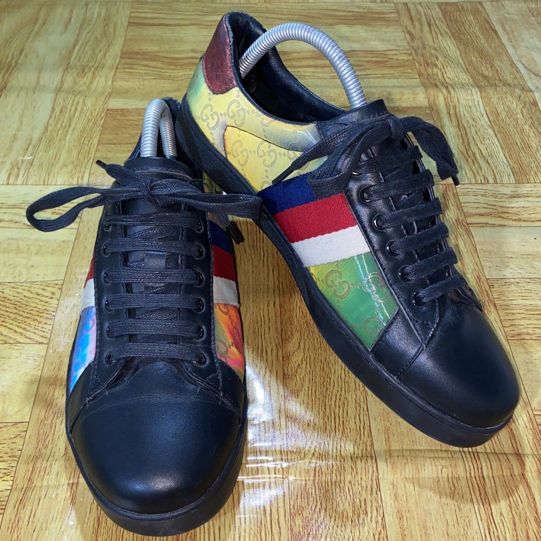 Gucc! Sneakers (Category: Sneakers & Footwear) located in Dasmarinas. Submitted by thrift2gems (Listing ID 1468627648, Image 1). Description: GUCCI SNEAKERS NO SIZE TAG BUT I THINK IT'S SIZE 9 GOOD CONDITION ISSUE SIGN OF USAGE .